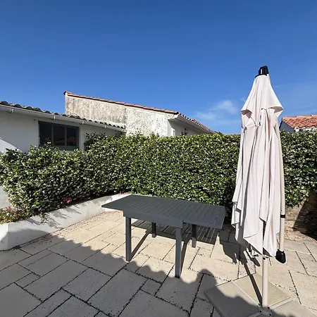 Deux Charmantes Maisons De Pecheurs Proche Du Centre Et Des Plages *